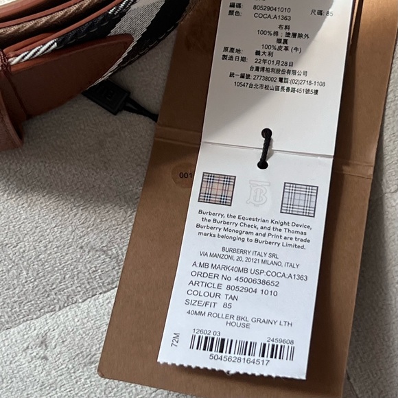 Burberry Check Leather Belt in Tan - Picture 9 of 9